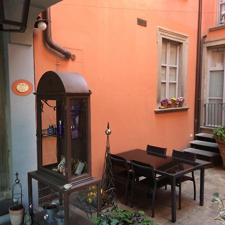 كاغلي Bed & Breakfast Del Teatro المظهر الخارجي الصورة