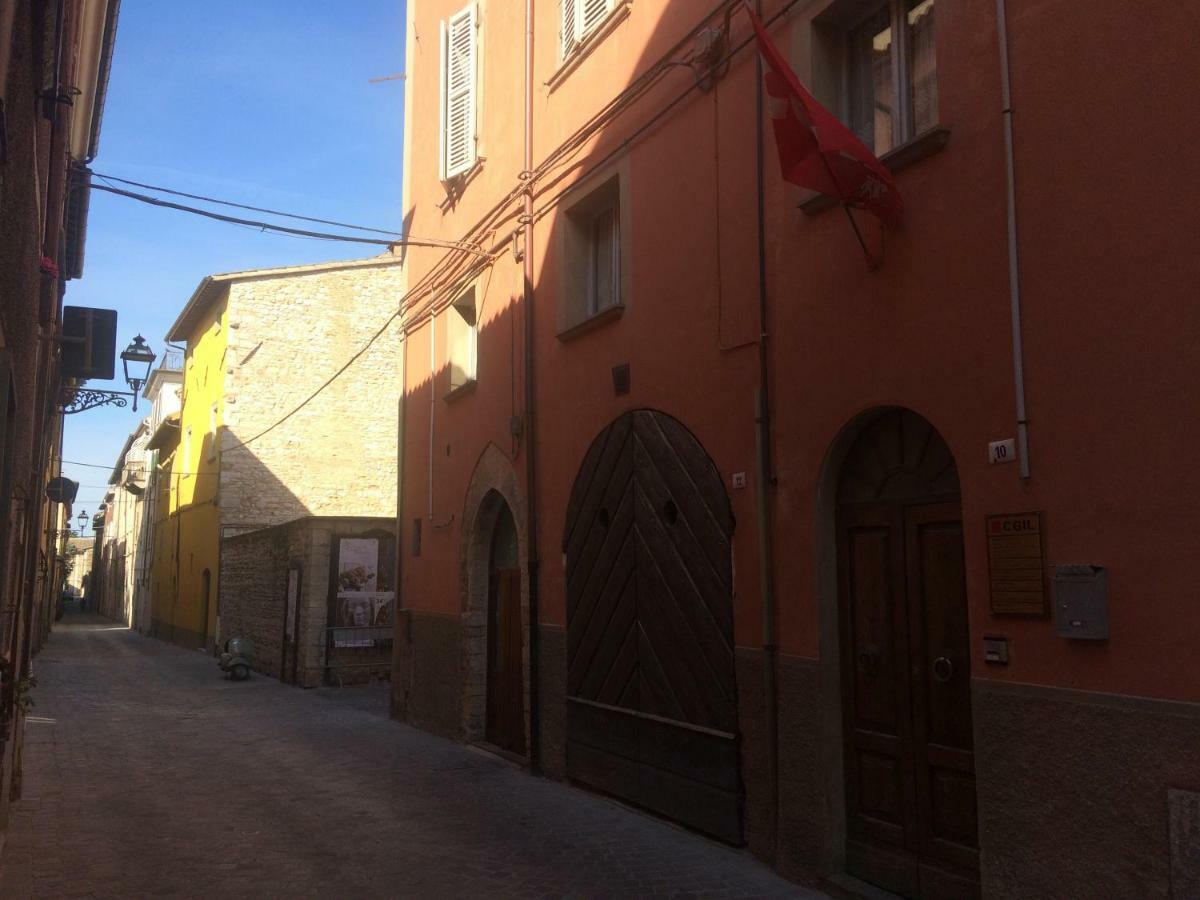 كاغلي Bed & Breakfast Del Teatro المظهر الخارجي الصورة