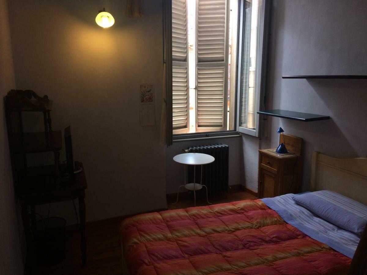 كاغلي Bed & Breakfast Del Teatro المظهر الخارجي الصورة